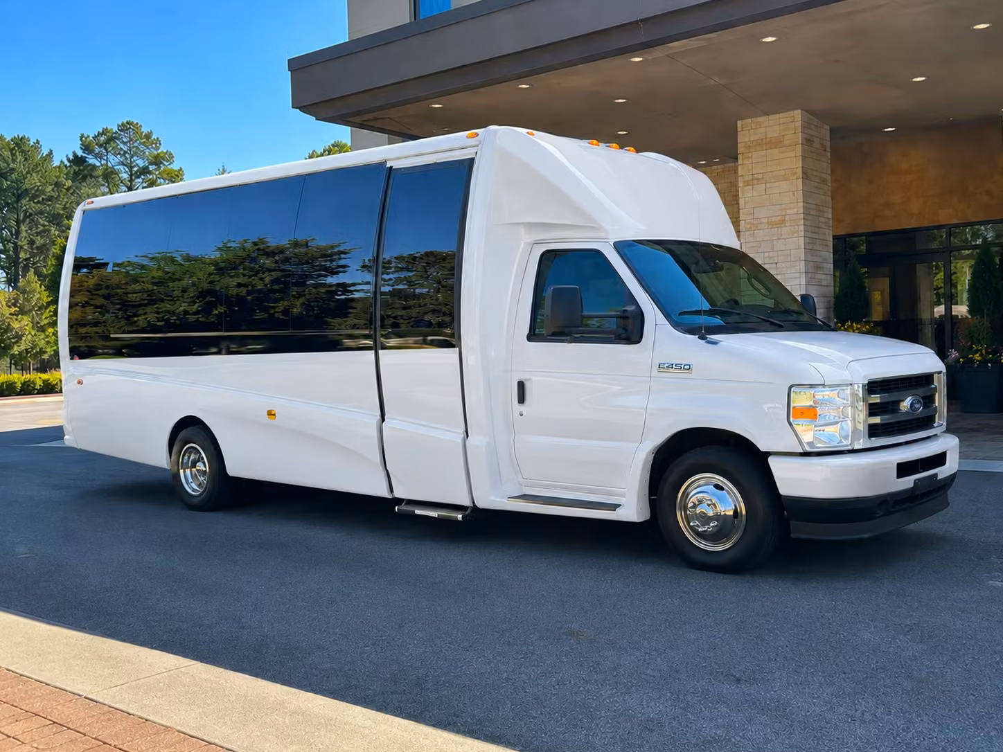 daly city 15 passenger minibus rental